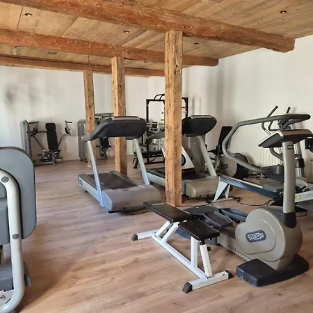 Dans Mas Renove * Монпелье