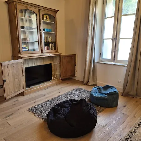 Dans Mas Renove Апартаменты